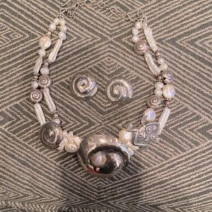 Mummy’s Bundle necklace and earrings